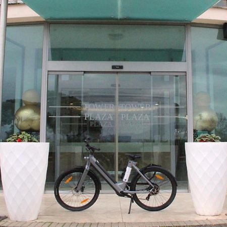 Pisa Tower Plaza Hotel Luaran gambar The first electric bicycle in the world