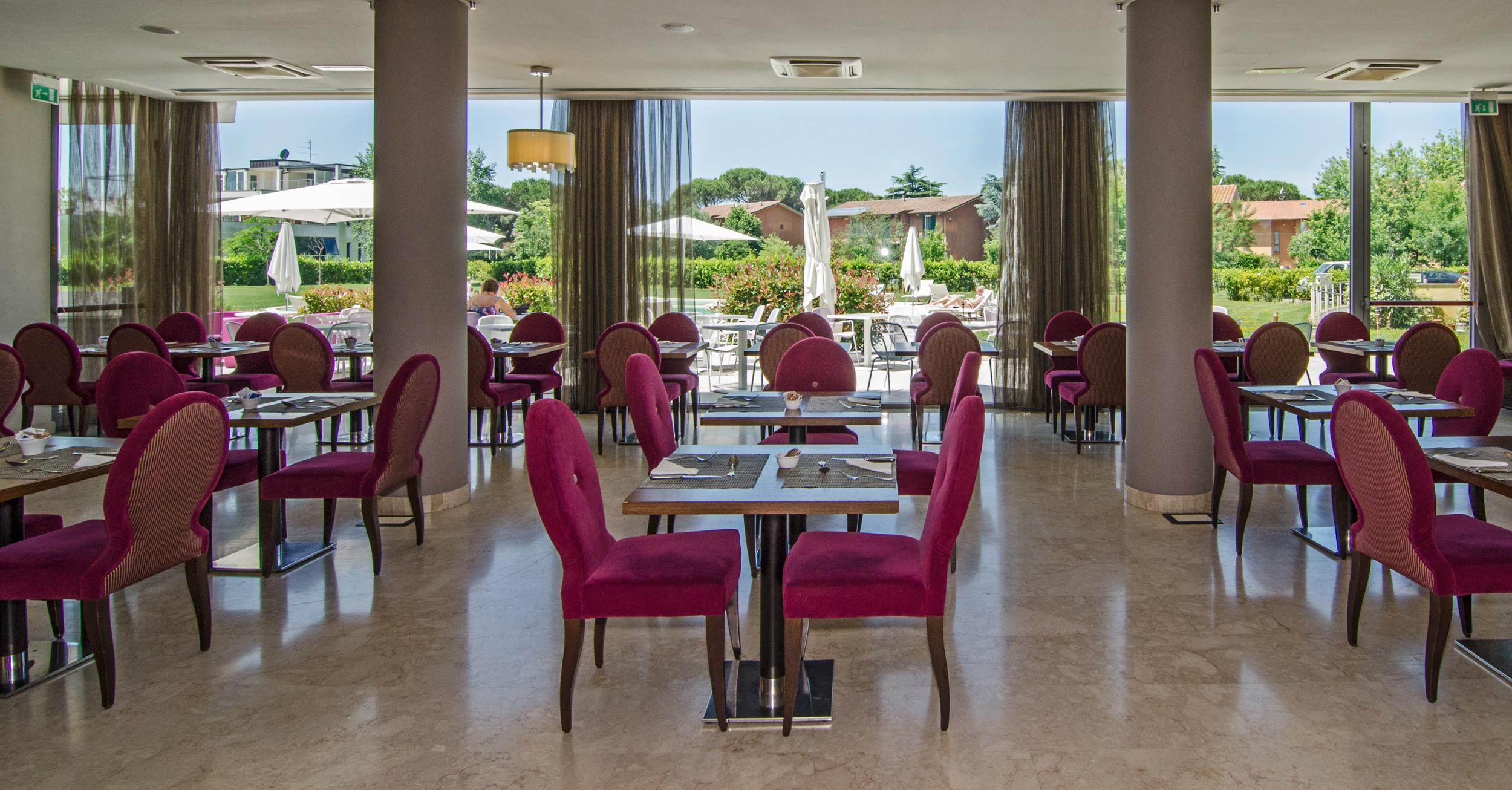Pisa Tower Plaza Hotel Luaran gambar Restaurant