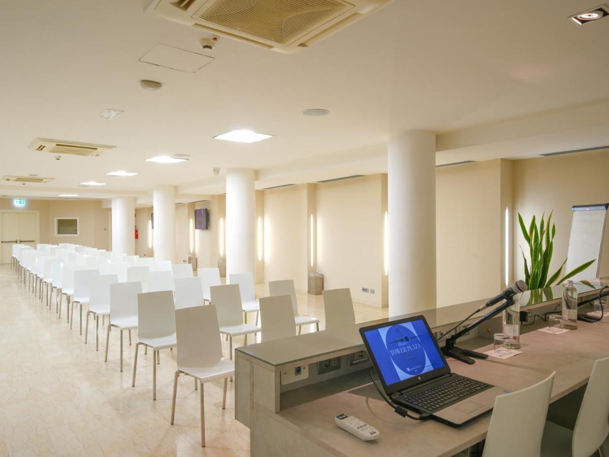 Pisa Tower Plaza Hotel Luaran gambar The conference room