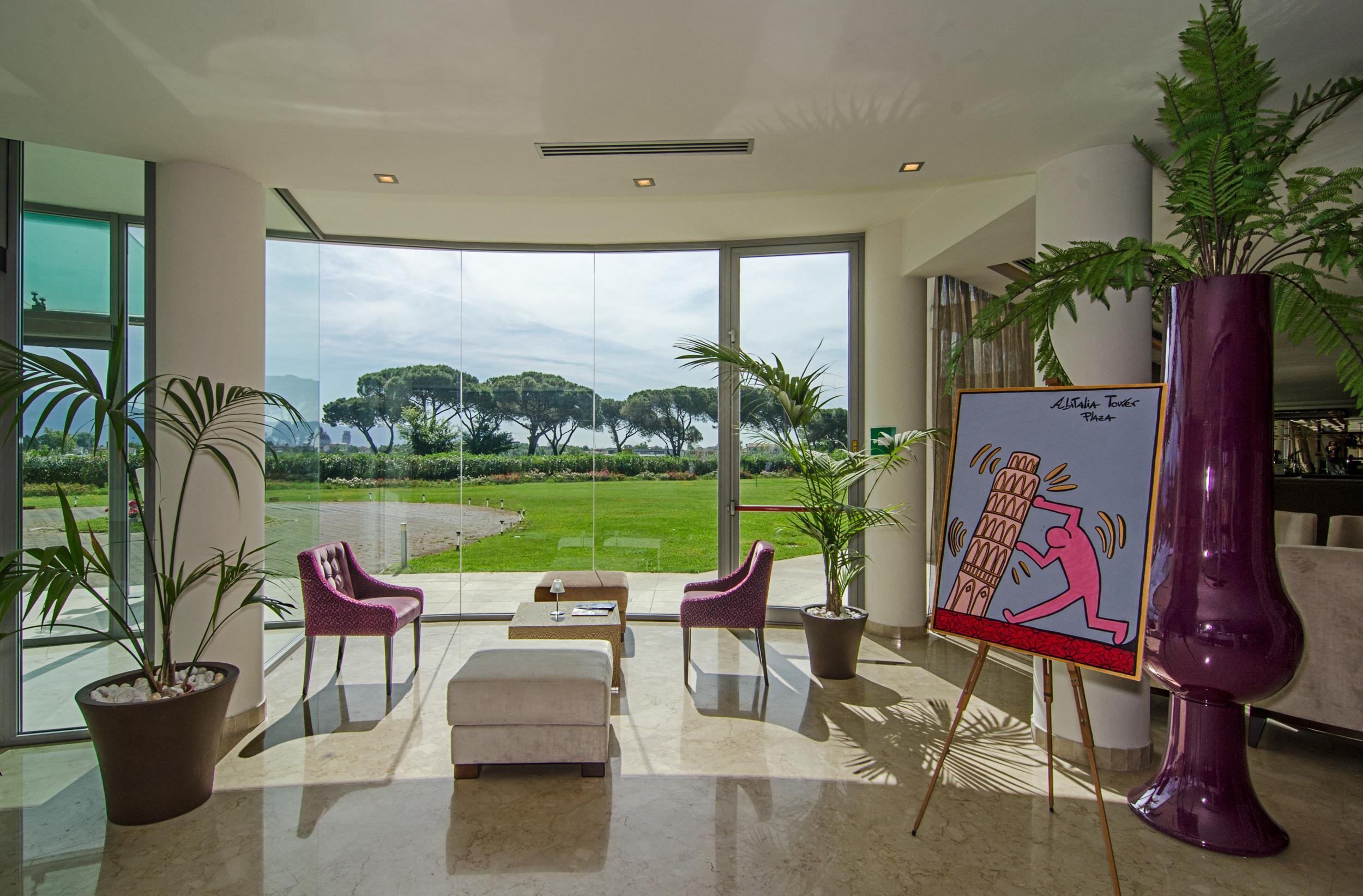 Pisa Tower Plaza Hotel Luaran gambar The lobby of the hotel